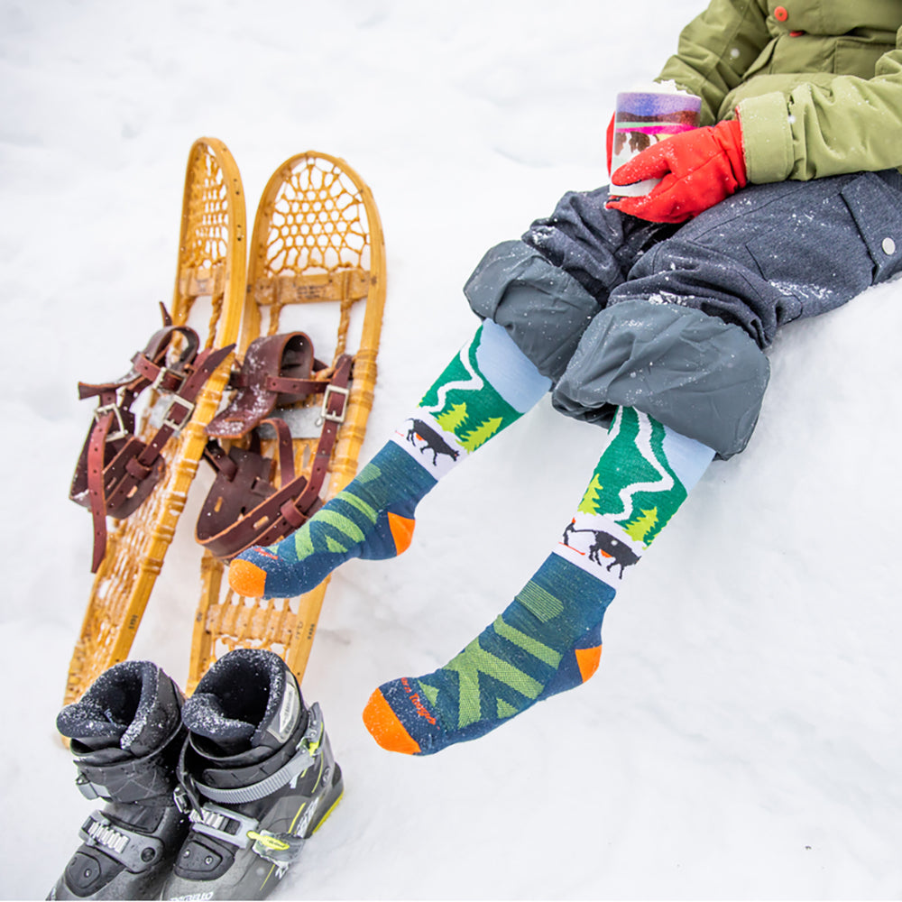 Darn Tough Kids Midweight Ski Socks (Pow Cow Green)